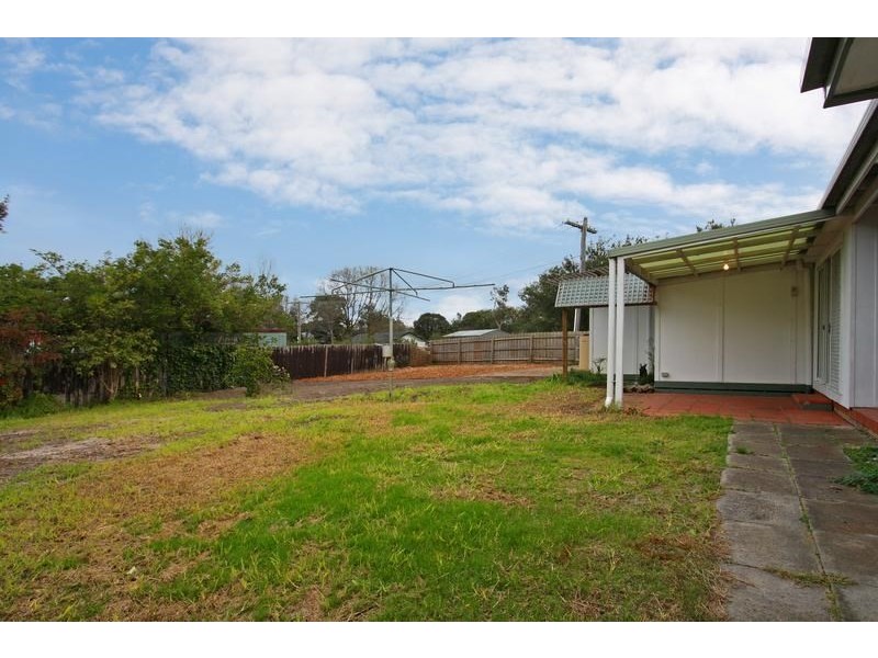 69 Broadway, Rosebud West VIC 3940