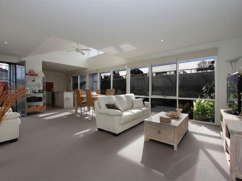 69a Potton Avenue, Rosebud VIC 3939