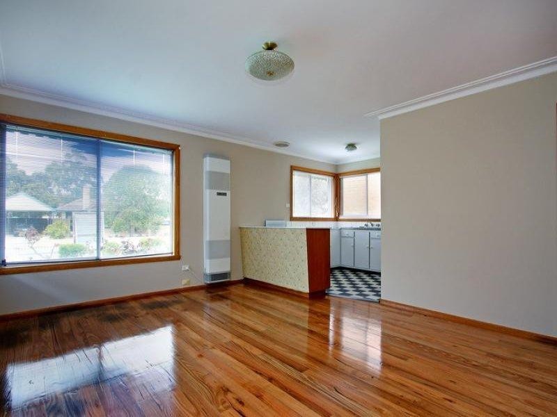 106 Fifth Avenue, Rosebud VIC 3939