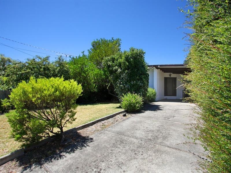 145 Ninth Avenue, Rosebud VIC 3939