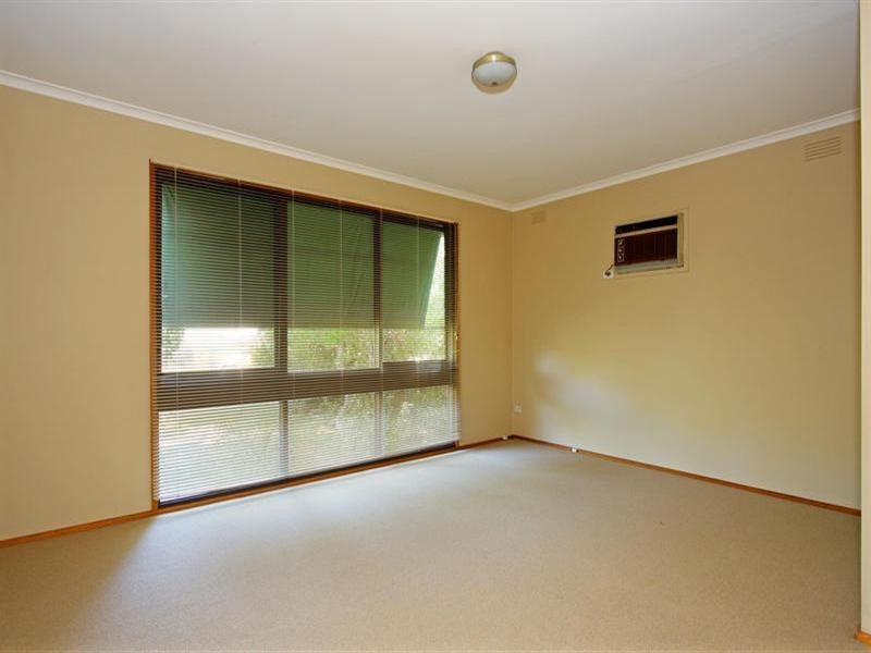 145 Ninth Avenue, Rosebud VIC 3939