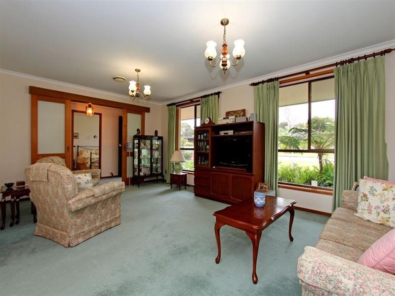 10 Harverson Drive, Rosebud VIC 3939