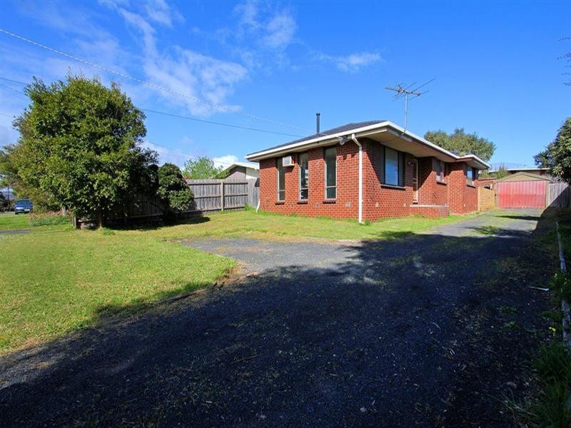 17 Hakea Avenue, Rosebud West VIC 3940