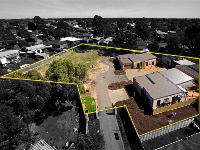 3,5 and 7 Karawa Close, Rosebud West VIC 3940