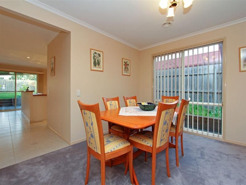 8 Seascape Place, Safety Beach VIC 3936