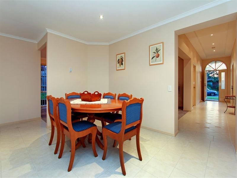 8 Seascape Place, Safety Beach VIC 3936