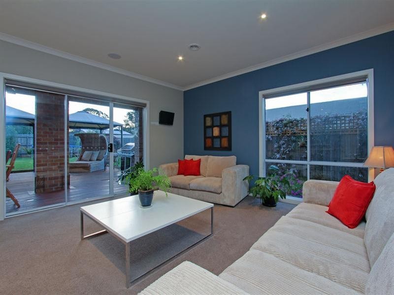 2 Spensley Street, Rosebud VIC 3939