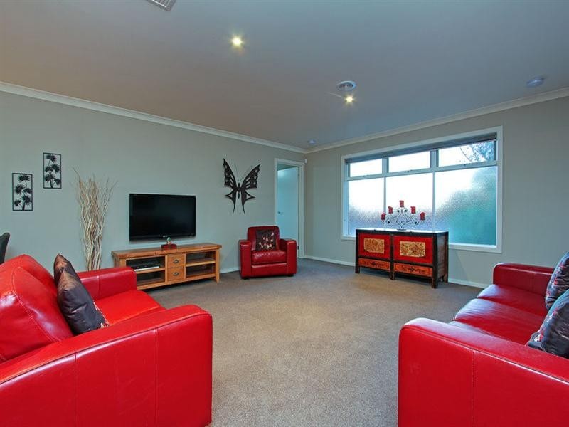 2 Spensley Street, Rosebud VIC 3939