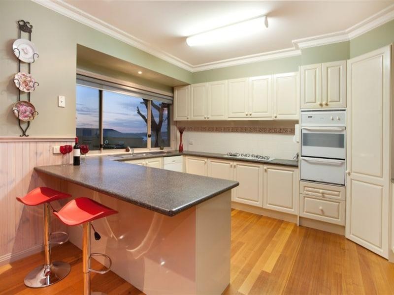 17 Somerset Drive, Dromana VIC 3936