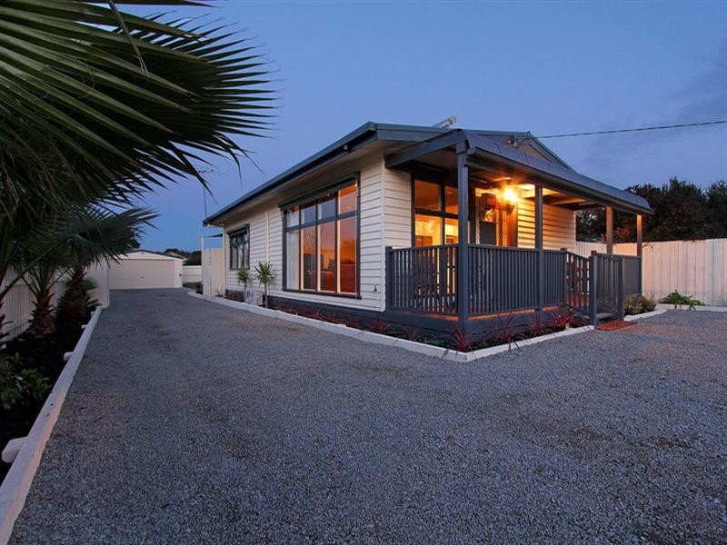 17 Park Avenue, Rosebud VIC 3939