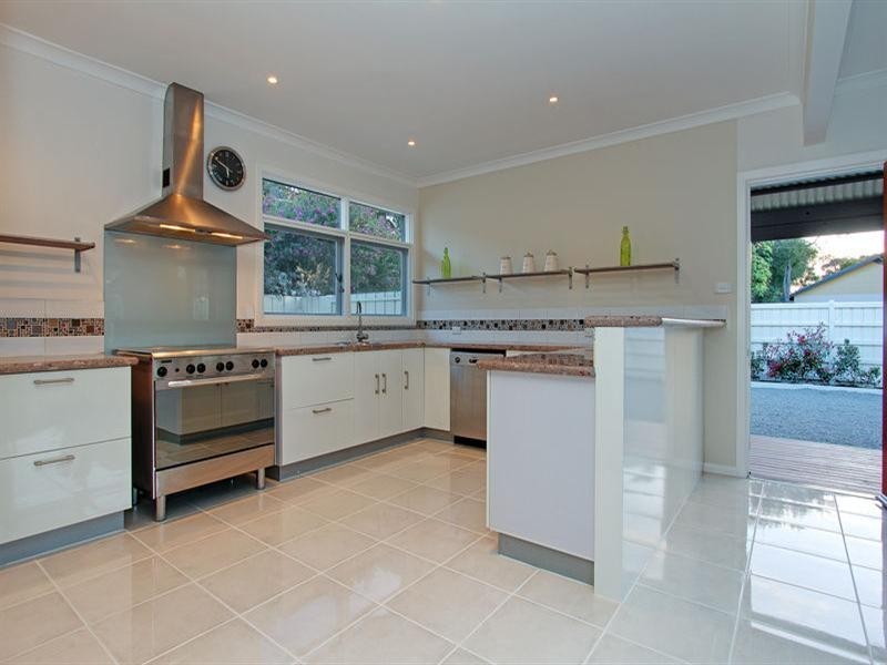 17 Park Avenue, Rosebud VIC 3939