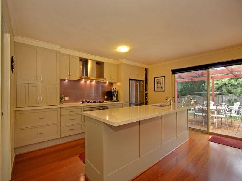 3 Overbay Avenue, Dromana VIC 3936