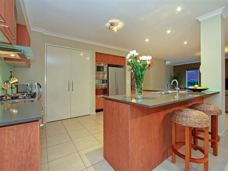 3 Peppermint Court, Rosebud VIC 3939