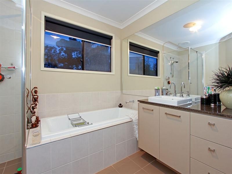 3 Peppermint Court, Rosebud VIC 3939