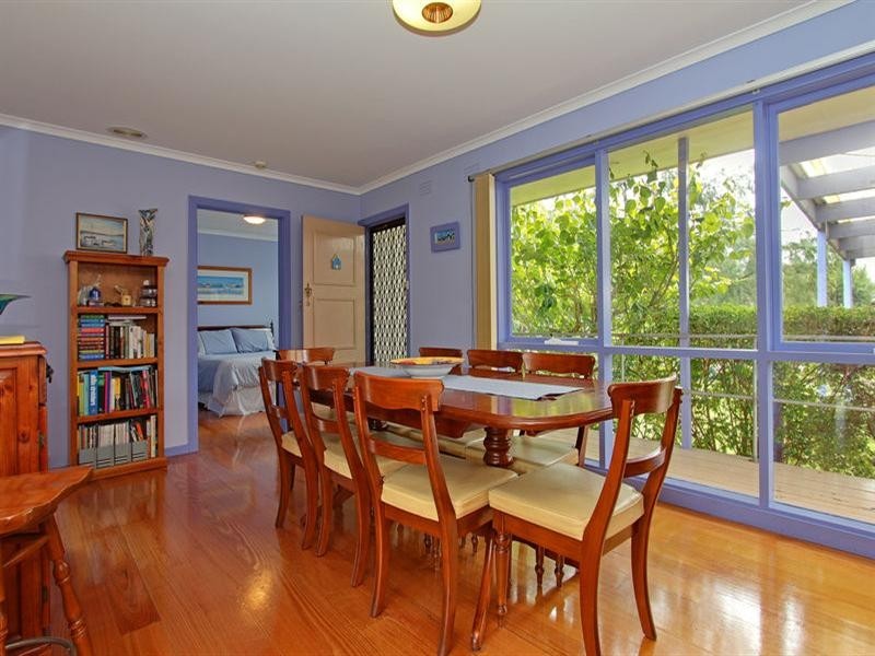 11 Ella Crescent, Rosebud West VIC 3940