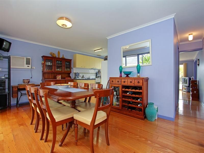 11 Ella Crescent, Rosebud West VIC 3940