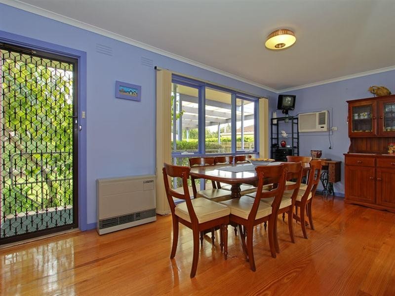 11 Ella Crescent, Rosebud West VIC 3940