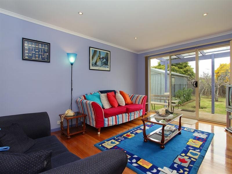 11 Ella Crescent, Rosebud West VIC 3940