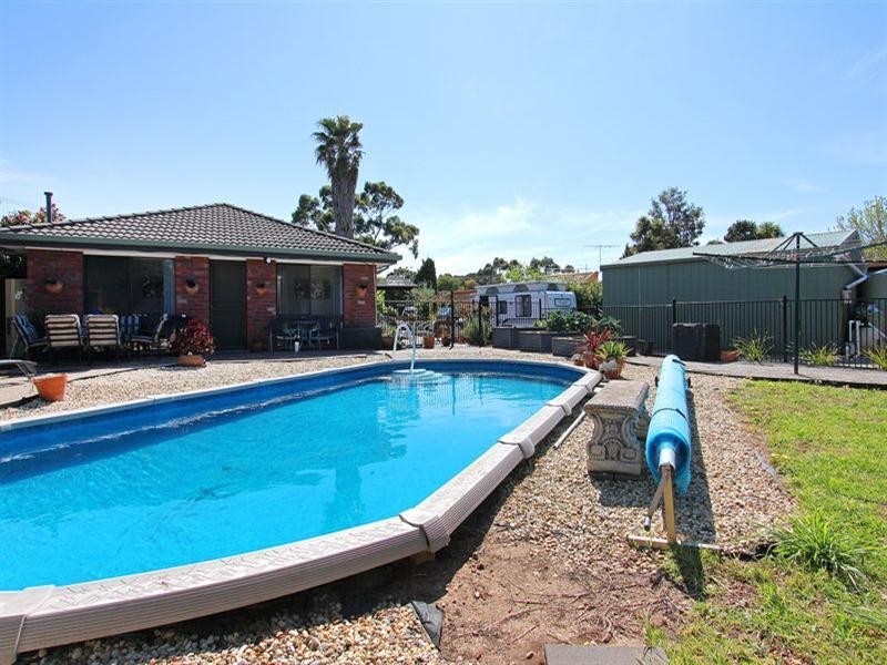 16 Lambert Court, Rosebud VIC 3939