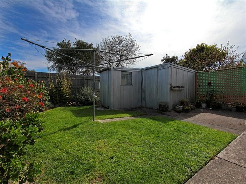 174 Ninth Avenue, Rosebud VIC 3939