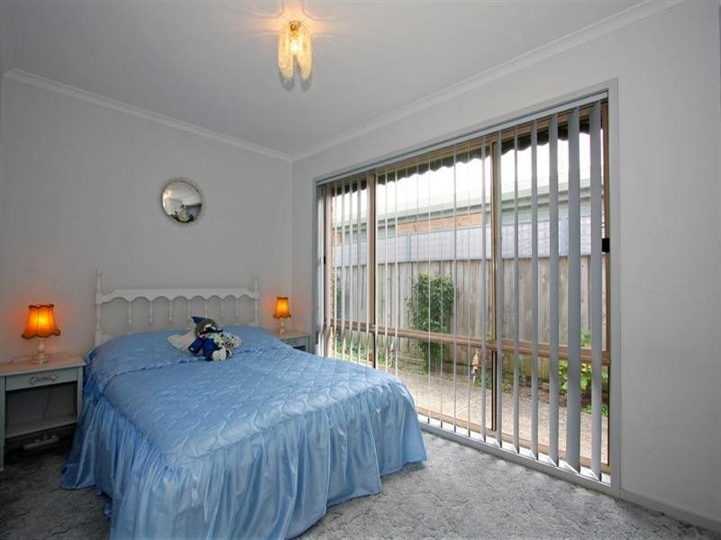 4 Third Avenue, Rosebud VIC 3939