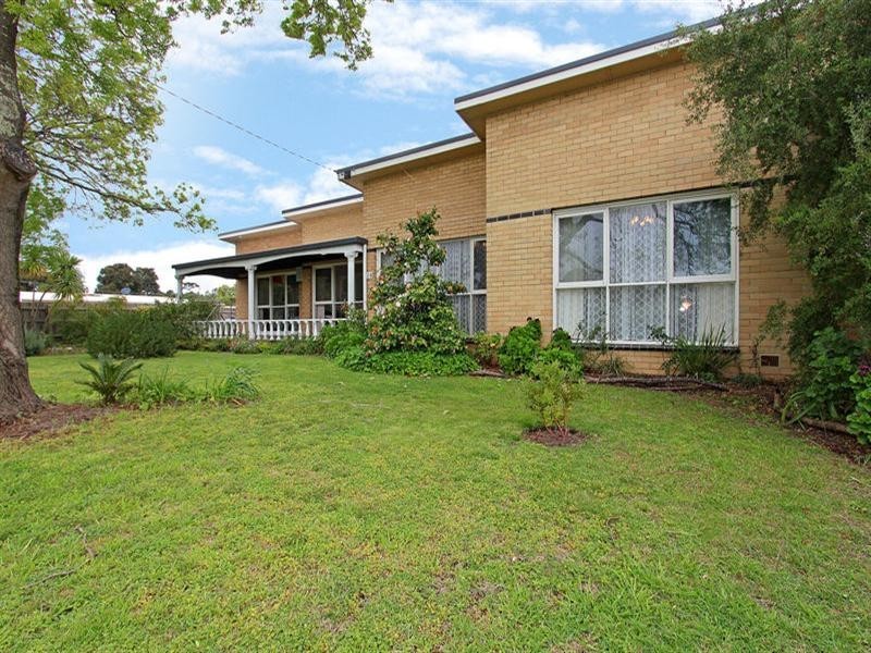 20 Warranilla Avenue, Rosebud VIC 3939