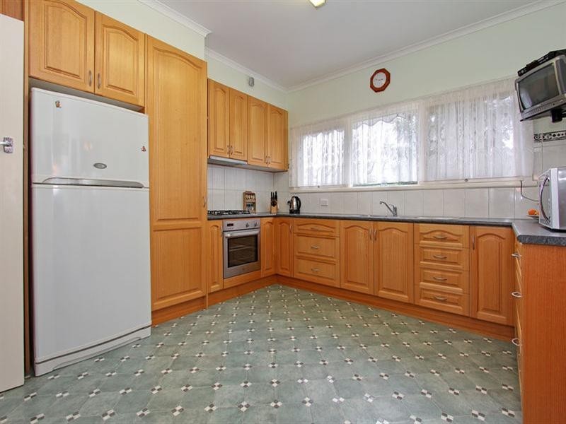 20 Warranilla Avenue, Rosebud VIC 3939