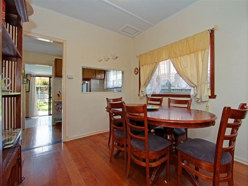 101 Third Avenue, Rosebud VIC 3939