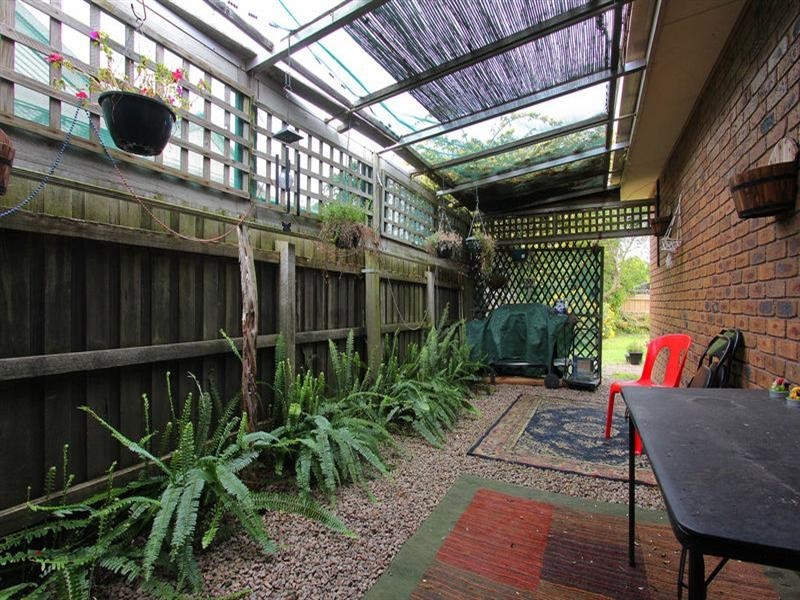 128 Fourth Avenue, Rosebud VIC 3939