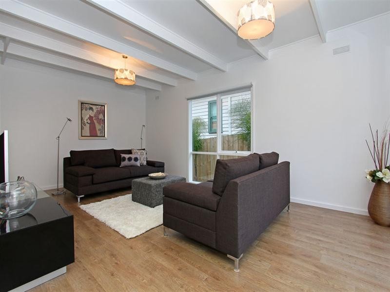 82 Second Avenue, Rosebud VIC 3939