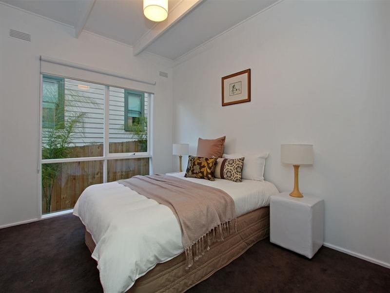 82 Second Avenue, Rosebud VIC 3939