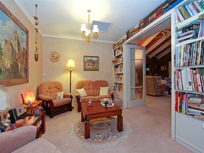 18 Irving Court, Rosebud West VIC 3940