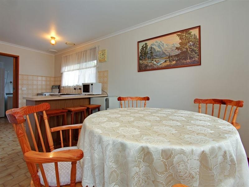 42 Flamingo Road, Rosebud West VIC 3940