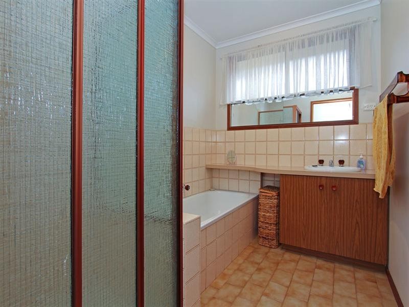 42 Flamingo Road, Rosebud West VIC 3940