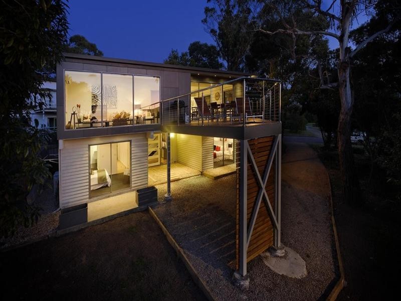 12 Banks Street, Mccrae VIC 3938