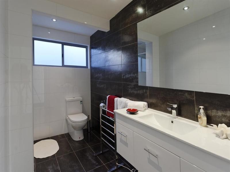 12 Banks Street, Mccrae VIC 3938