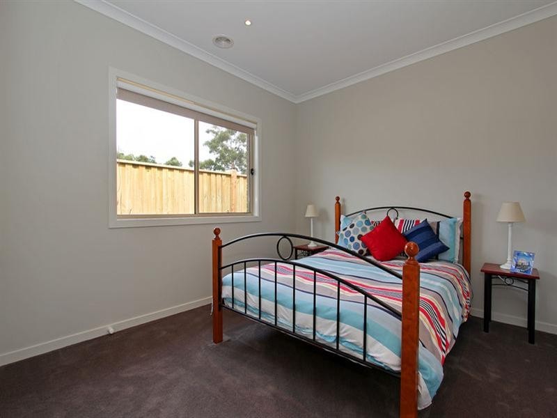 49 Crestwood Drive, Rosebud VIC 3939