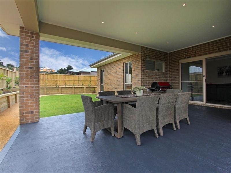 49 Crestwood Drive, Rosebud VIC 3939