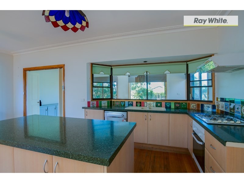 1 Florence Avenue, Rosebud West VIC 3940