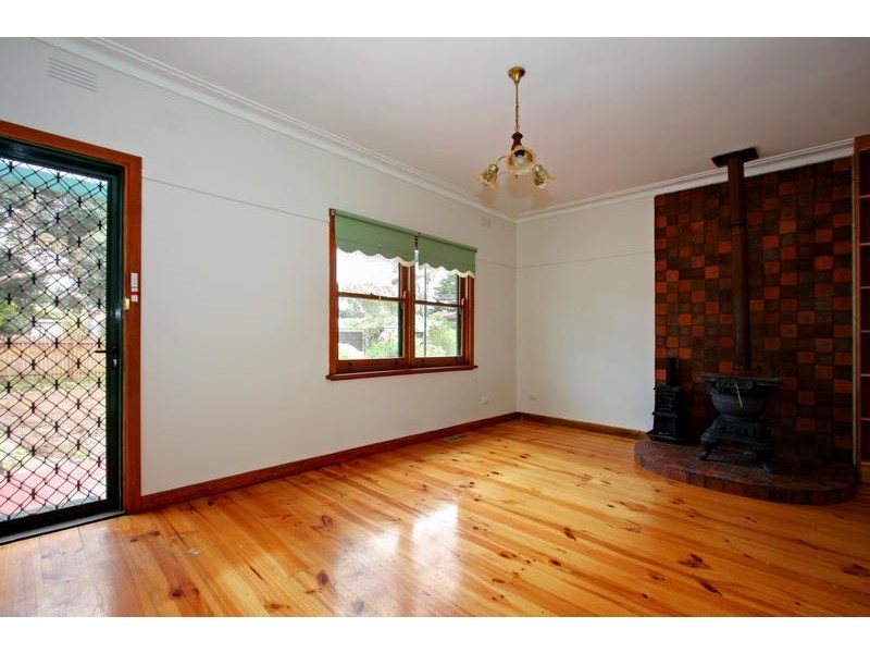 1 Florence Avenue, Rosebud West VIC 3940