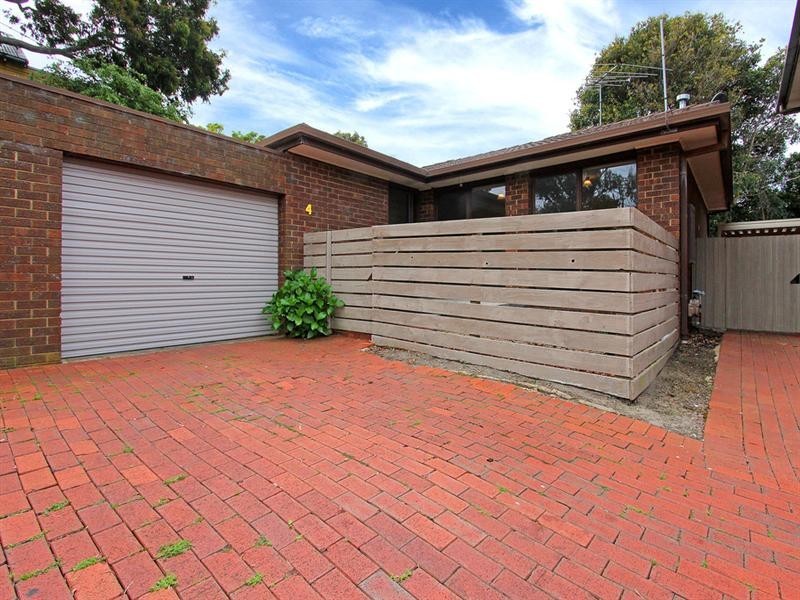 4/27 Seventh Avenue, Rosebud VIC 3939