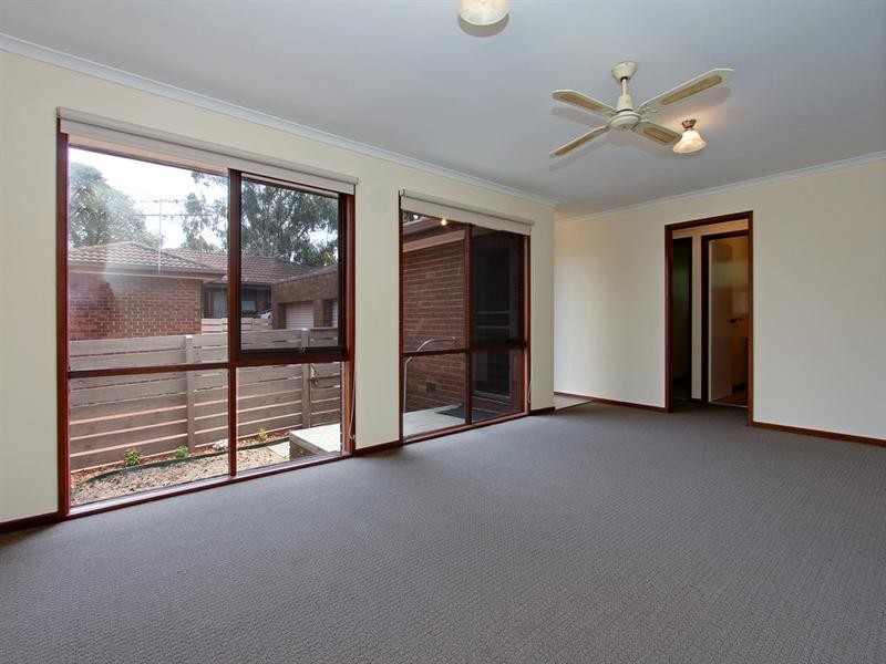 4/27 Seventh Avenue, Rosebud VIC 3939