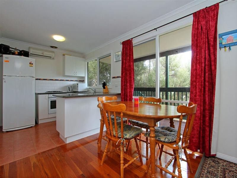14 Bienias Crescent, Tootgarook VIC 3941