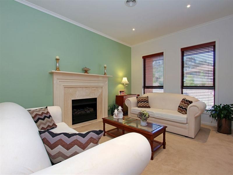 10 Bellbangra Avenue, Rosebud VIC 3939