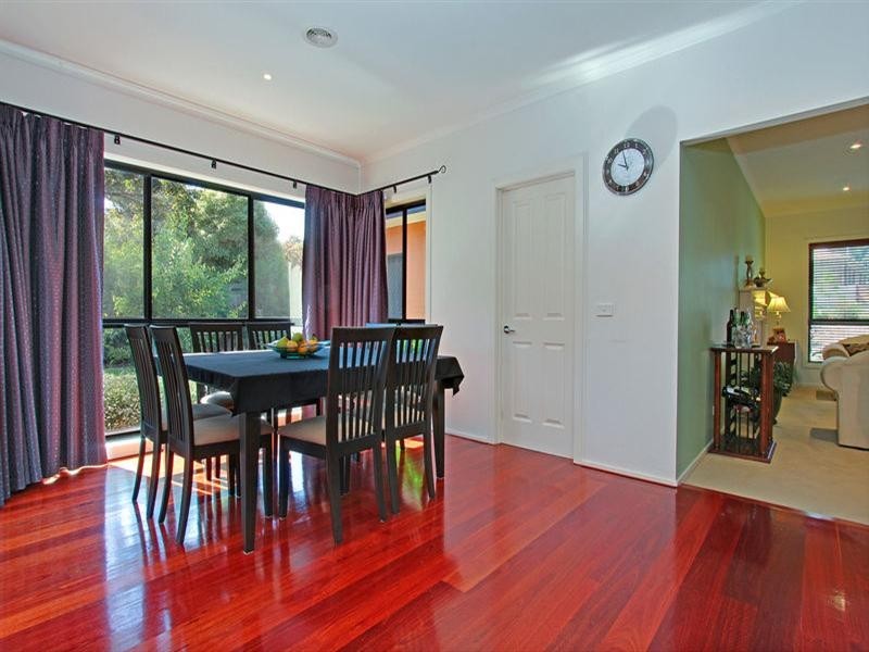 10 Bellbangra Avenue, Rosebud VIC 3939