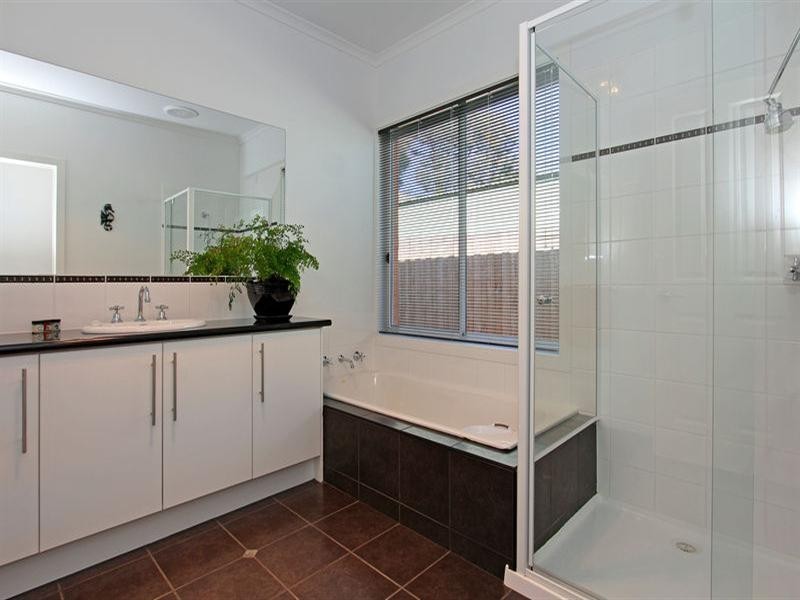 10 Bellbangra Avenue, Rosebud VIC 3939