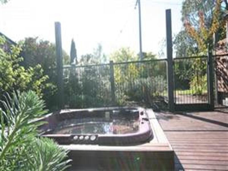 2 Elwers Road, Rosebud VIC 3939