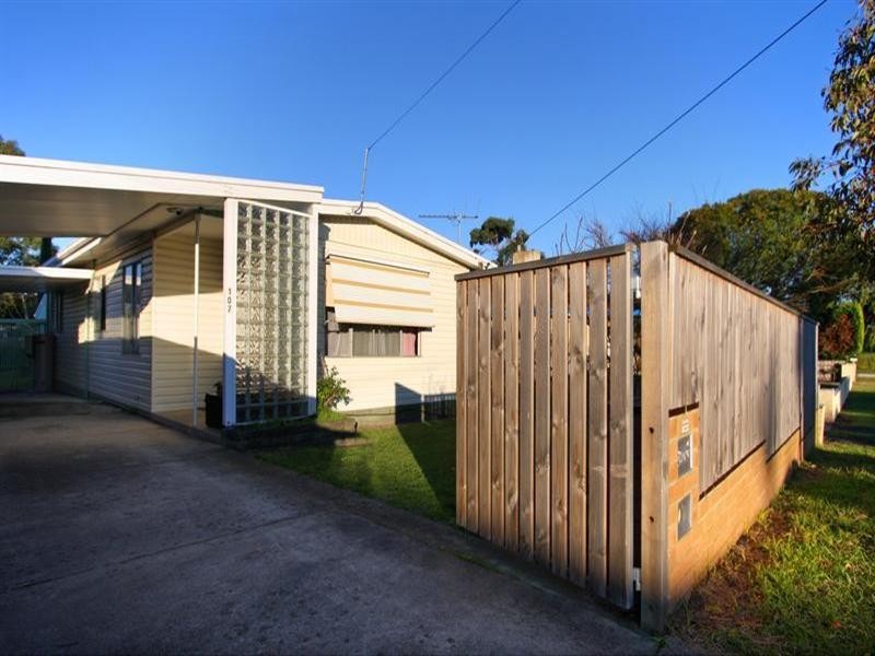 107 Fifth Avenue, Rosebud VIC 3939