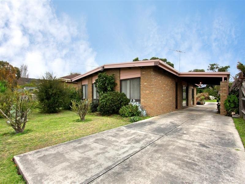 13 Nixon Street, Rosebud VIC 3939