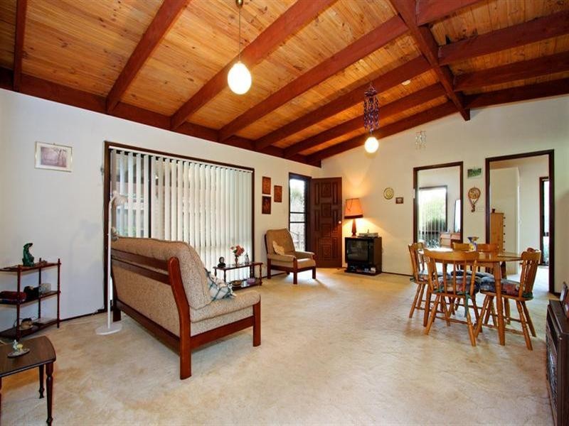 13 Nixon Street, Rosebud VIC 3939